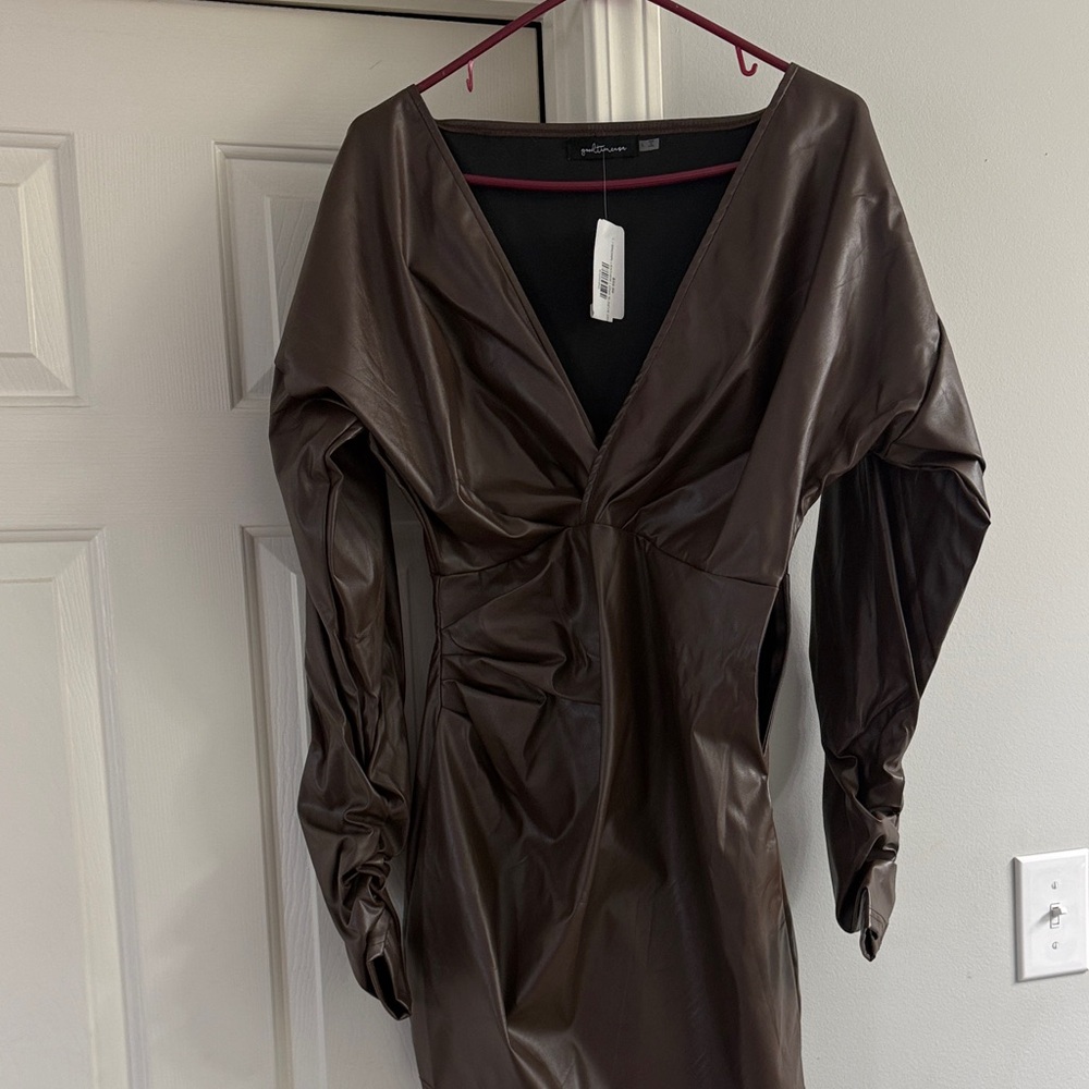 Elegant Dark Brown Long Sleeve Dress